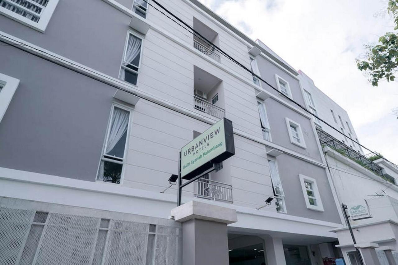 Urbanview Hotel Bari Syariah Palembang By Reddoorz ภายนอก รูปภาพ